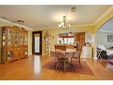 4855 Kendall Dr, New Orleans, LA 70126 - photo 3