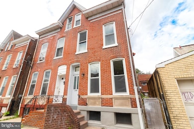 238 Bayard St, Trenton, NJ 08611 - photo 2