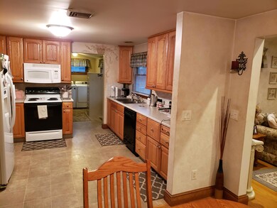 48 Hitching Post Ln, Centerville, MA 02632 - photo 5