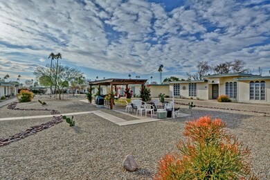 WONDERFUL COURT YARD AREA