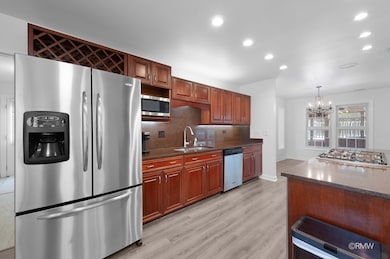 23 Hesterman Dr, Glendale Heights, IL 60139 - photo 4