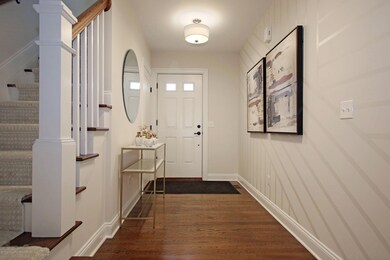 SPACIOUS FOYER