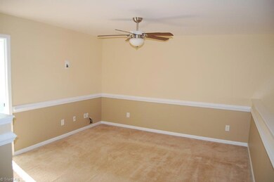 3449 Lilliefield Ln, High Point, NC 27265 - photo 7