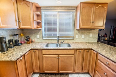 4-Kitchen3