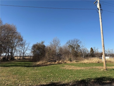 207 S West St, Coffey, MO 64636 - photo 7