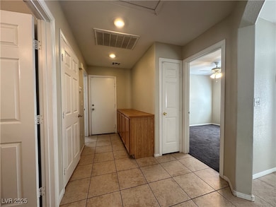 5926 Mahogany Mountain Dr, Las Vegas, NV 89142 - photo 7