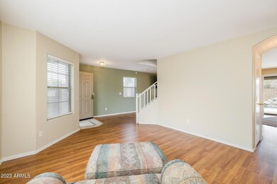 5)FORMAL LIVING