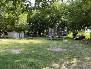 976 NW County Road 2090, Corsicana, TX 75110 - photo 5
