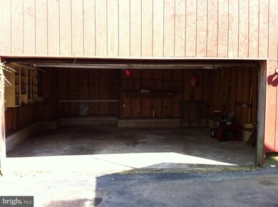 322 Berwyn Ave, Ewing, NJ 08618 - photo 4