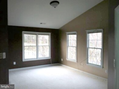 3906 Barcroft Mews Ct, Falls Church, VA 22041 - photo 7