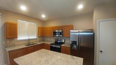 8877 Inlet Bluff Dr, Jacksonville, FL 32216 - photo 5