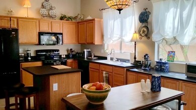 Island Kitchen-3892