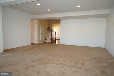 177 S Savanna Dr, Pottstown, PA 19465 - photo 4