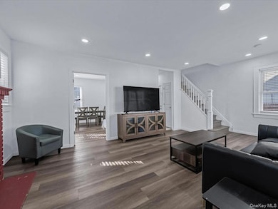 21 James L Burrell Ave, Hempstead, NY 11550 - photo 3