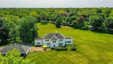 1596 W Palatine Rd, Inverness, IL 60067 - photo 2