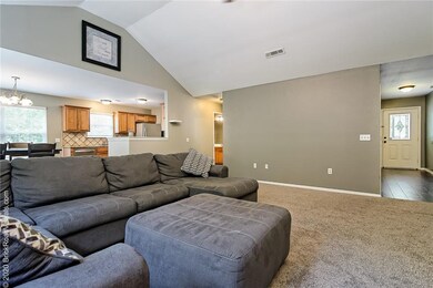 1 Sandhurst Dr, Bella Vista, AR 72714 - photo 4