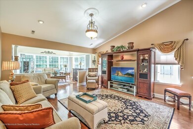 05-LIVING ROOM
