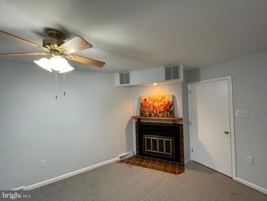 1015 Winfield Ct, Lansdale, PA 19446 - photo 4