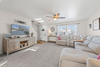 1073 Weatherstone Ln, Howell, MI 48843 - photo 3