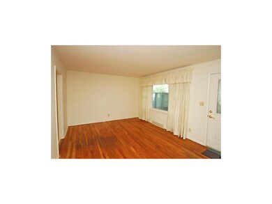 6011 E Richards Dr, Shawnee, KS 66216 - photo 7