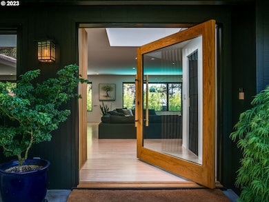 Entrance/Foyer