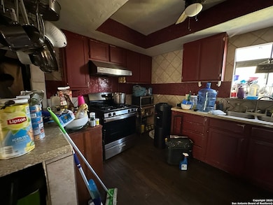 2721 W Mistletoe Ave, San Antonio, TX 78228 - photo 5