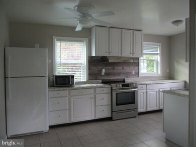 25453 Evas Way, Hollywood, MD 20636 - photo 2