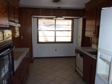1681MagnoliaMarketing12