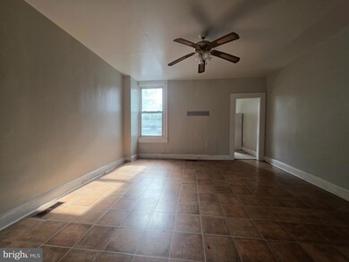 509 N Highland Ave, Baltimore, MD 21205 - photo 4