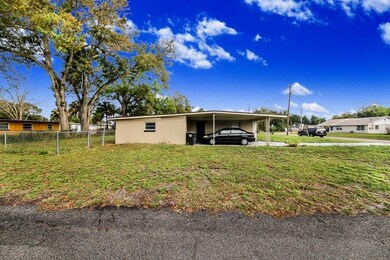 2701 Woodlawn Dr, Winter Haven, FL 33881 - photo 3