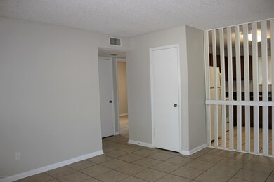 5136 Westchase Ct unit 1, Jacksonville, FL 32210 - photo 5