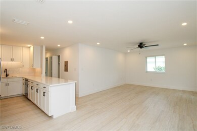 1435 Curlew Ave unit 4, Naples, FL 34102 - photo 4