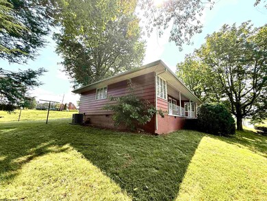 100 Shawnee Way, Clarksburg, WV 26301 - photo 4