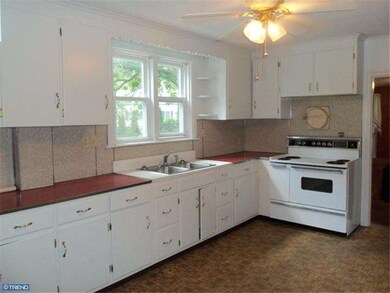 18 Church St, Bechtelsville, PA 19505 - photo 5