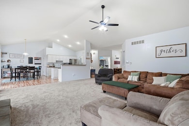 937 McMunn St, Pickerington, OH 43147 - photo 7