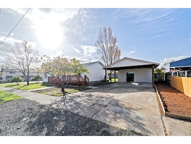 355 W 4th St, Halsey, OR 97348 - photo 3