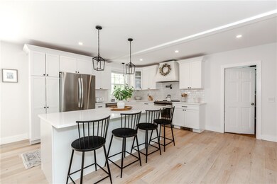 43 Brayton Rd, Smithfield, RI 02917 - photo 5