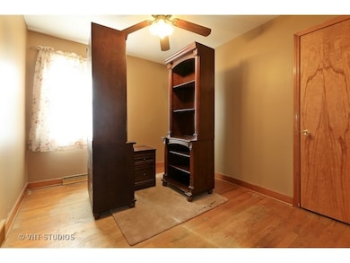 9833 Sunnyside Ave, Schiller Park, IL 60176 - photo 7