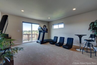 Possible 6th Bedroom/Bonus Room