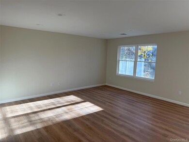 32 Montgomery St unit 1, Goshen, NY 10924 - photo 5