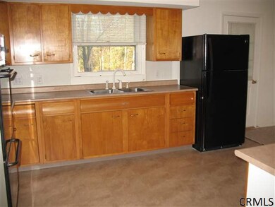 209 Edie Rd, Saratoga Springs, NY 12866 - photo 2