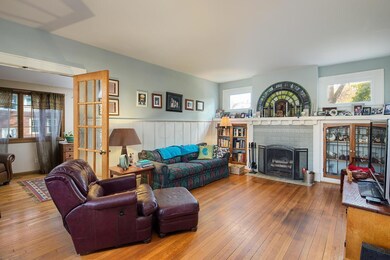 1575_1st_living01-copy