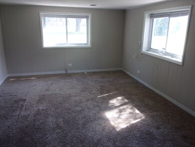 19103 Bernadine St, Lansing, IL 60438 - photo 4