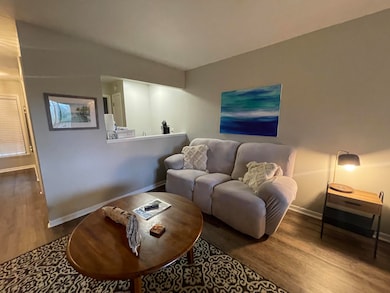 300 Yacht Club Dr unit 18, Niceville, FL 32578 - photo 4