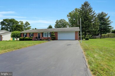2924 Adams Dr, Chambersburg, PA 17201 - photo 3