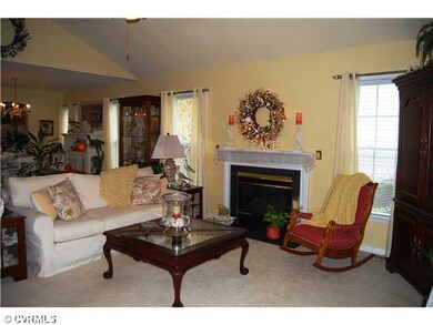 Den/Family/Great Room - Great Room has gas firepla