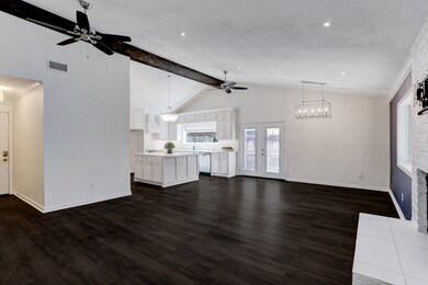 4402 Saffron Ln, Friendswood, TX 77546 - photo 3