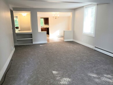 25 1/2 Fairmount St, Nashua, NH 03064 - photo 5