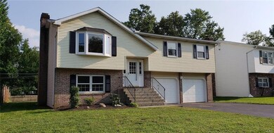 3046 W Whitehall St unit 3050, Allentown, PA 18104 - photo 2