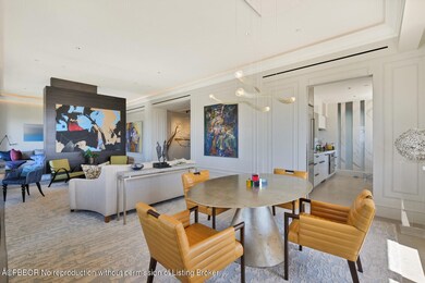 Living/Dining Area